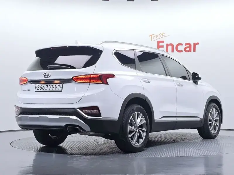 2020 Hyundai Santa Fe с пробегом 89 569 км