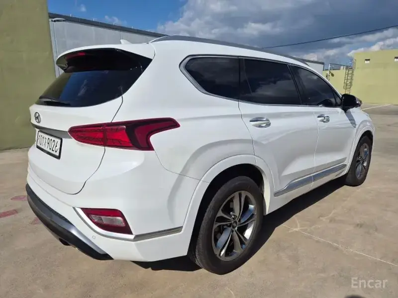 2020 Hyundai Santa Fe с пробегом 97 486 км