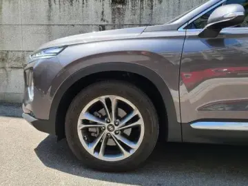 2020 Hyundai Santa Fe с пробегом 9 147 км