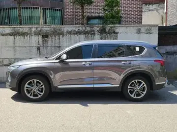 2020 Hyundai Santa Fe с пробегом 9 147 км