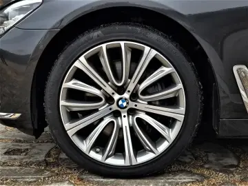 2016 BMW 7 серии с пробегом 123 900 км