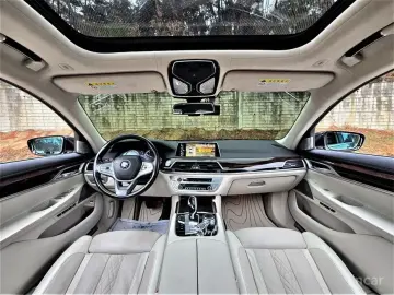 2016 BMW 7 серии с пробегом 123 900 км