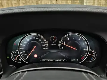 2016 BMW 7 серии с пробегом 123 900 км