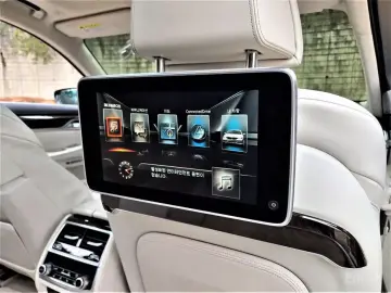 2016 BMW 7 серии с пробегом 123 900 км