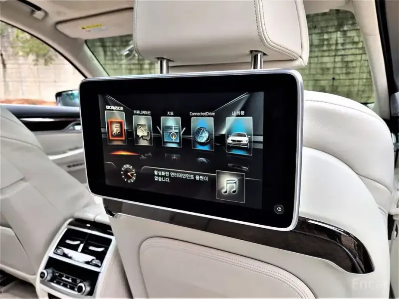 2016 BMW 7 серии с пробегом 123 900 км