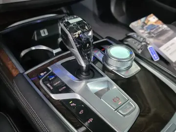 2016 BMW 7 серии с пробегом 102 150 км