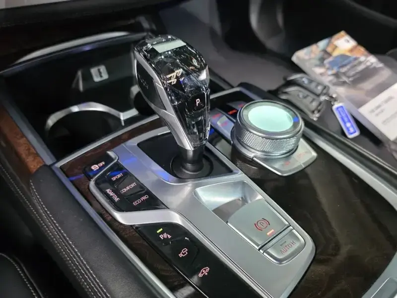 2016 BMW 7 серии с пробегом 102 150 км
