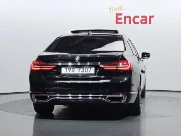 2015 BMW 7 серии с пробегом 109 234 км