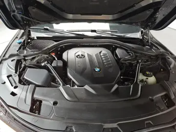 2016 BMW 7 серии с пробегом 138 640 км