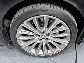 2015 BMW 7 серии с пробегом 109 234 км