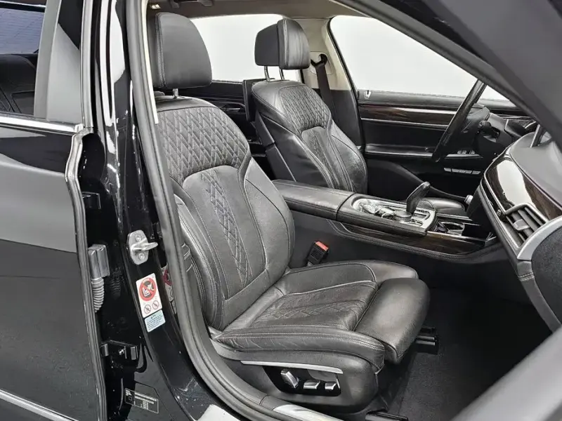 2015 BMW 7 серии с пробегом 109 234 км