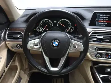 2016 BMW 7 серии с пробегом 138 640 км