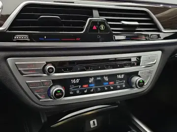 2015 BMW 7 серии с пробегом 109 234 км