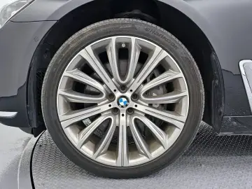 2016 BMW 7 серии с пробегом 108 576 км