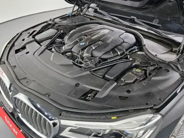 2016 BMW 7 серии с пробегом 108 576 км