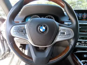 2016 BMW 7 серии с пробегом 119 895 км