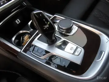 2016 BMW 7 серии с пробегом 119 895 км