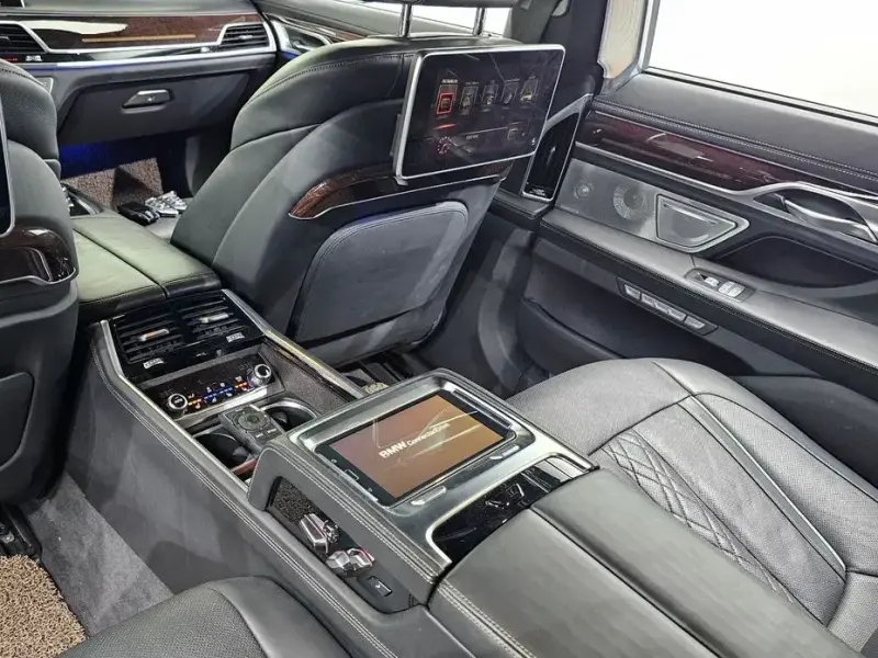2016 BMW 7 серии с пробегом 108 576 км