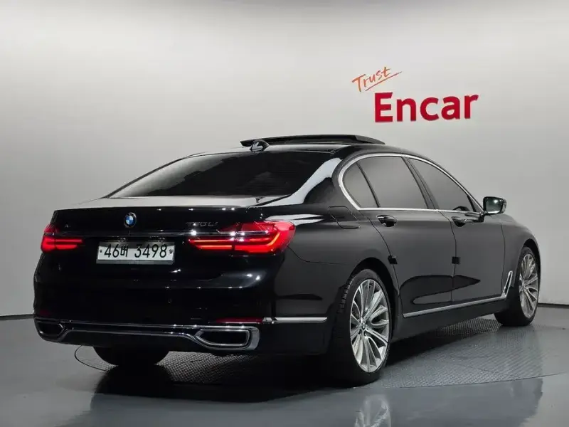 2015 BMW 7 серии с пробегом 92 628 км