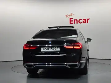 2015 BMW 7 серии с пробегом 92 628 км