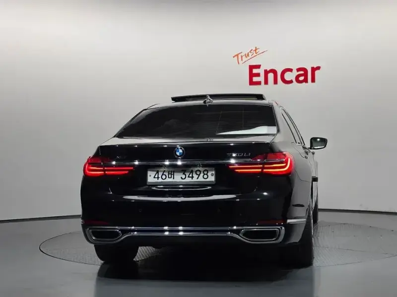 2015 BMW 7 серии с пробегом 92 628 км