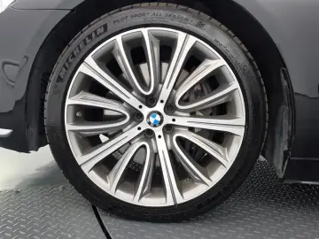 2015 BMW 7 серии с пробегом 92 628 км