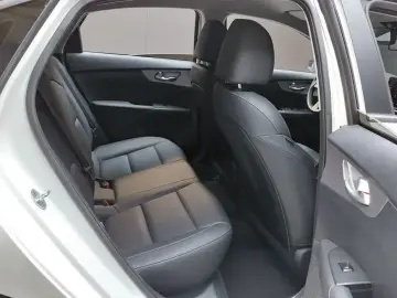 2022 Kia K3 с пробегом 75 124 км