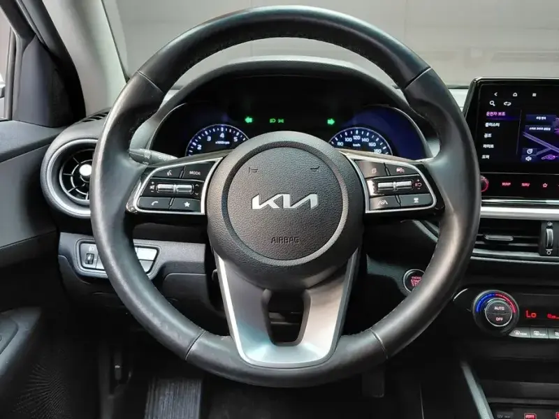 2022 Kia K3 с пробегом 75 124 км