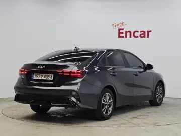 2022 Kia K3 с пробегом 105 937 км