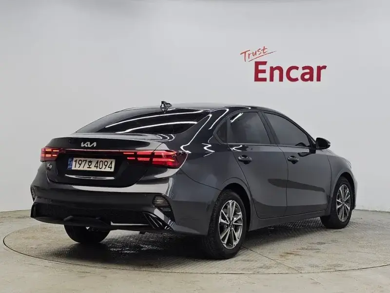 2022 Kia K3 с пробегом 105 937 км