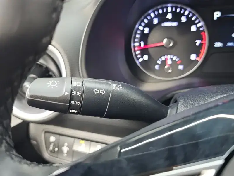 2022 Kia K3 с пробегом 105 937 км