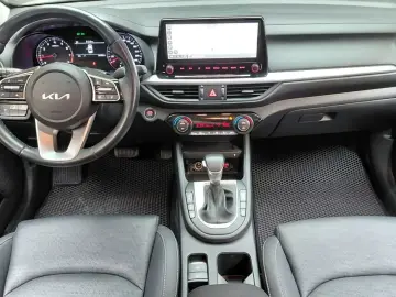 2022 Kia K3 с пробегом 58 038 км