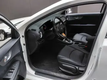 2022 Kia K3 с пробегом 58 038 км