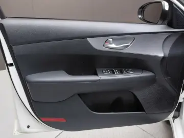 2022 Kia K3 с пробегом 58 038 км