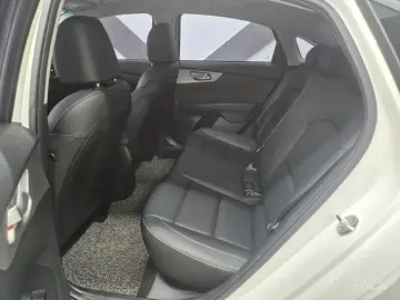 2021 Kia K3 с пробегом 78 475 км