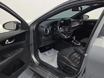 2022 Kia K3 с пробегом 114 896 км