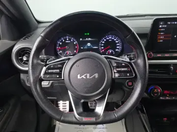 2022 Kia K3 с пробегом 114 896 км