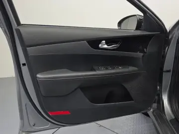2022 Kia K3 с пробегом 114 896 км