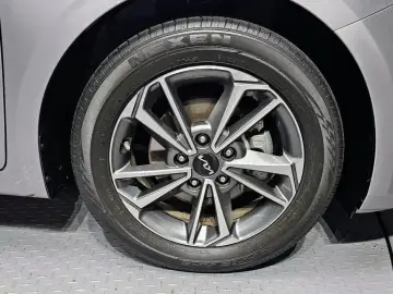 2021 Kia K3 с пробегом 46 038 км