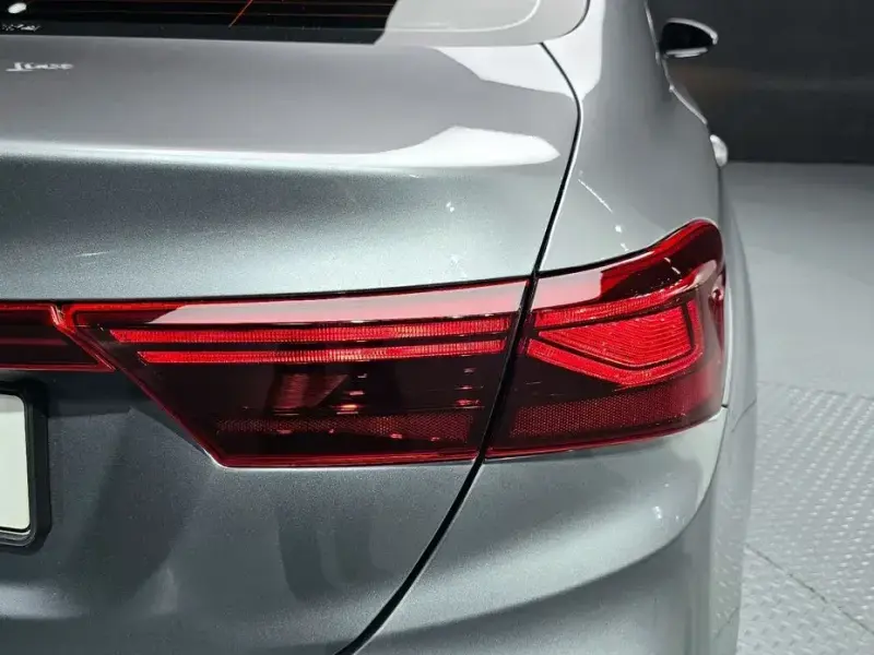 2021 Kia K3 с пробегом 46 038 км