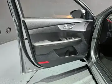2021 Kia K3 с пробегом 46 038 км