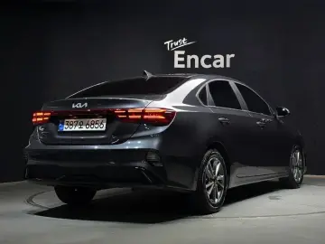 2022 Kia K3 с пробегом 72 916 км