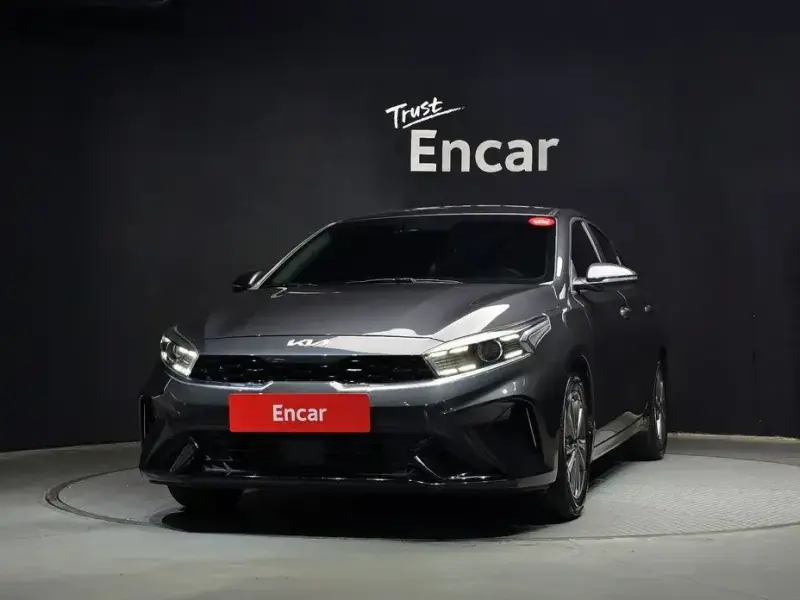 2022 Kia K3 с пробегом 72 916 км
