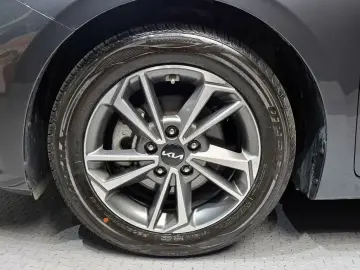 2022 Kia K3 с пробегом 72 916 км