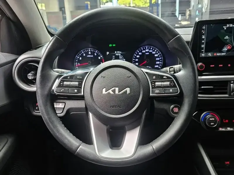 2022 Kia K3 с пробегом 72 916 км
