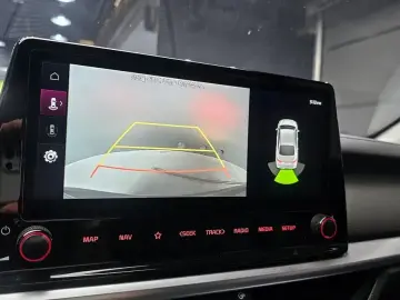 2022 Kia K3 с пробегом 72 916 км