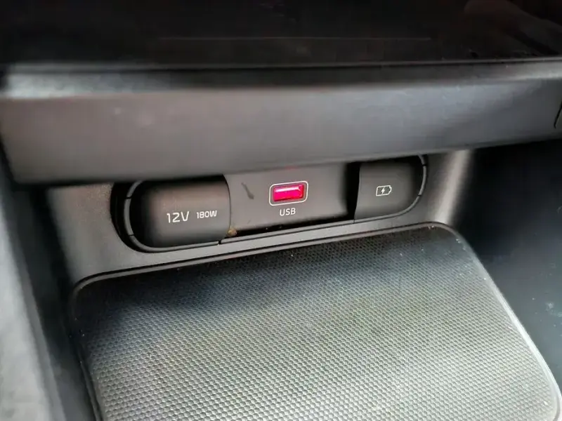2022 Kia K3 с пробегом 72 916 км