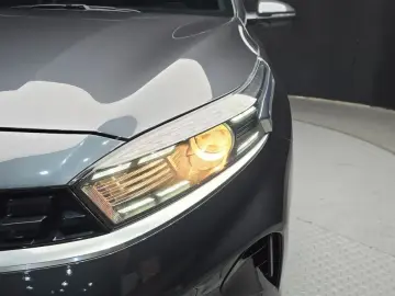 2022 Kia K3 с пробегом 72 916 км