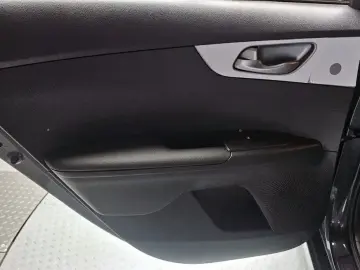 2022 Kia K3 с пробегом 72 916 км