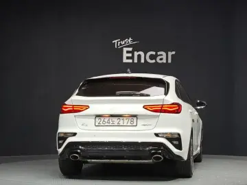 2022 Kia K3 с пробегом 62 903 км